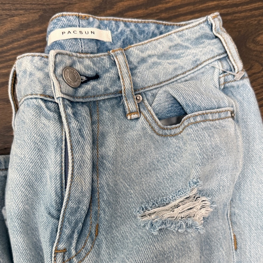 Light Wash Distressed Jeans bundle woman's 0&00 - Picture 2 of 4